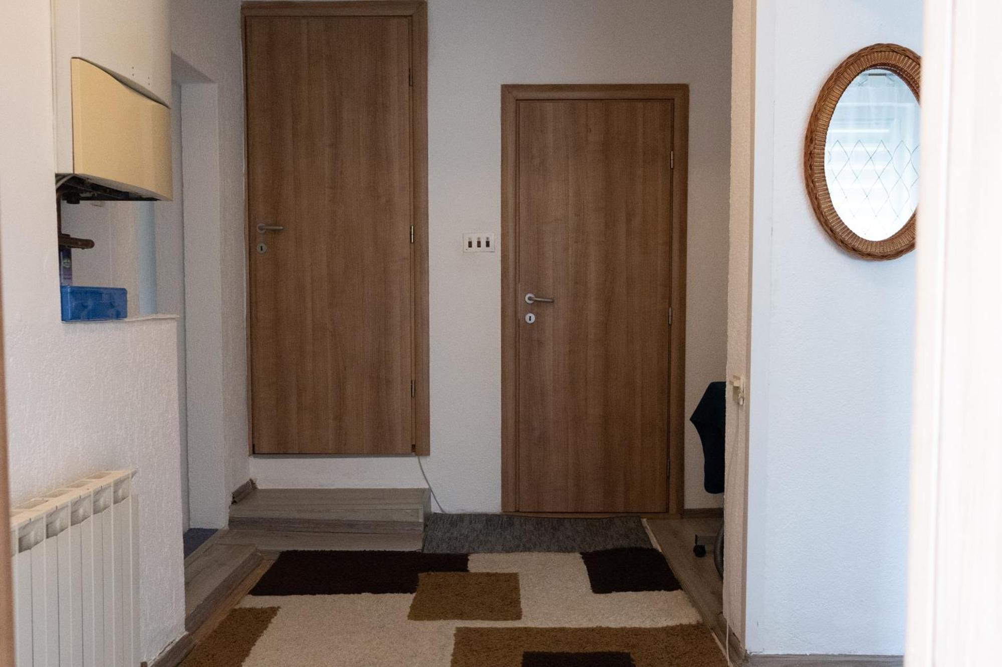 Stari Grad Apartment-Free Parking Sarajevo Ngoại thất bức ảnh