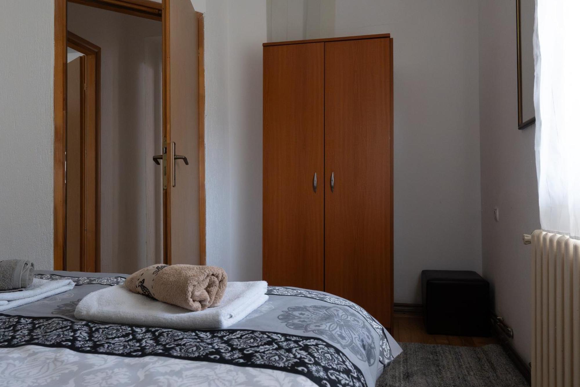 Stari Grad Apartment-Free Parking Sarajevo Ngoại thất bức ảnh